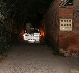 悲劇的瞬間，12歲男孩觸電身亡于小區(qū)地燈